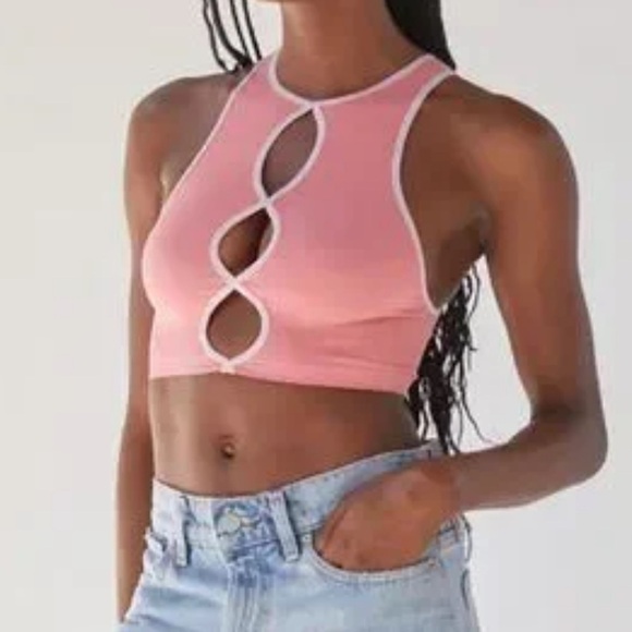 Women’s Urban Outfitters Pink sleeveless Crop Top M/L - Picture 1 of 6